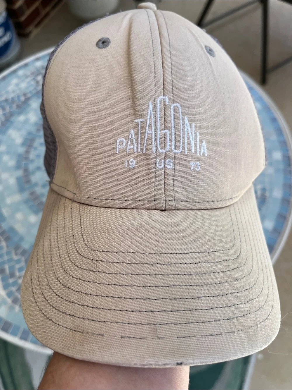 Patagonia Trucker Hat‎ Snapback Gray Mesh Cap Embroidered Logo 1973